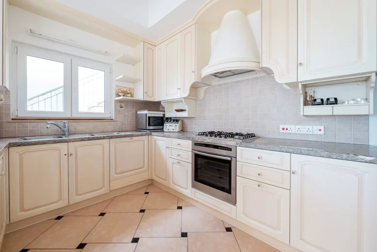 5 Bedroom House for Sale in Tala, Paphos District