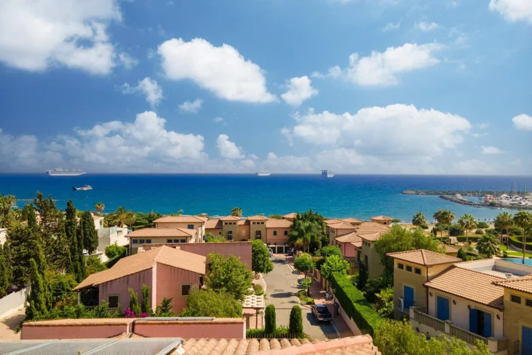 6+ Bedroom House for Sale in Pyrgos Lemesou, Limassol District