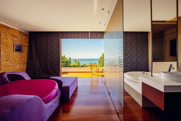 5 Bedroom House for Sale in Latchi (Lakki / Latsi), Paphos District