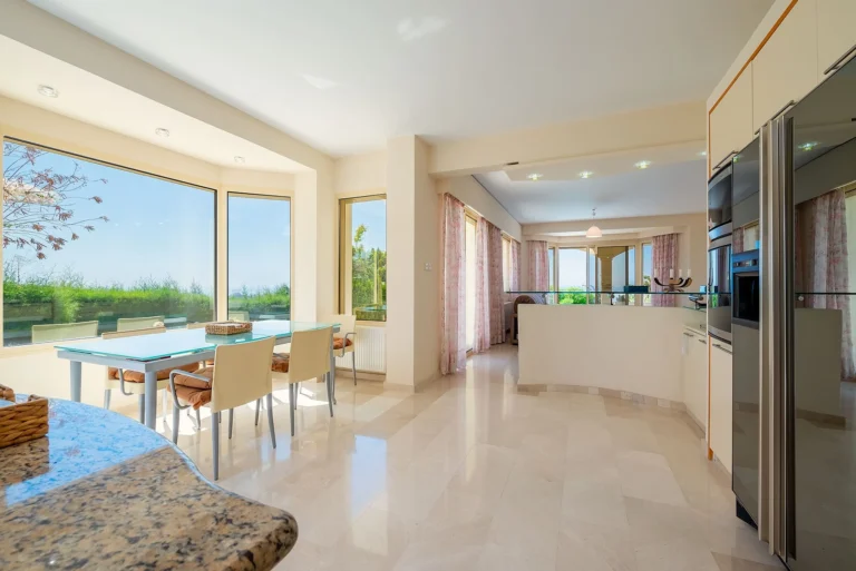 5 Bedroom House for Sale in Agios Tychonas, Limassol District