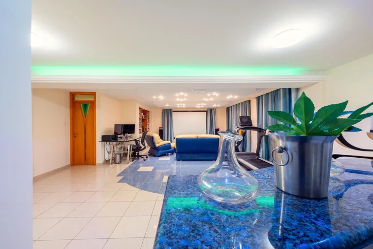 5 Bedroom House for Sale in Agios Tychonas, Limassol District