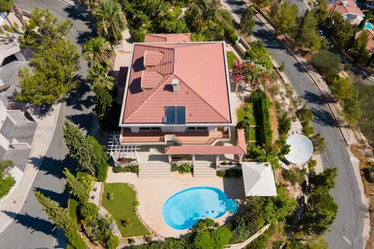 5 Bedroom House for Sale in Agios Tychonas, Limassol District