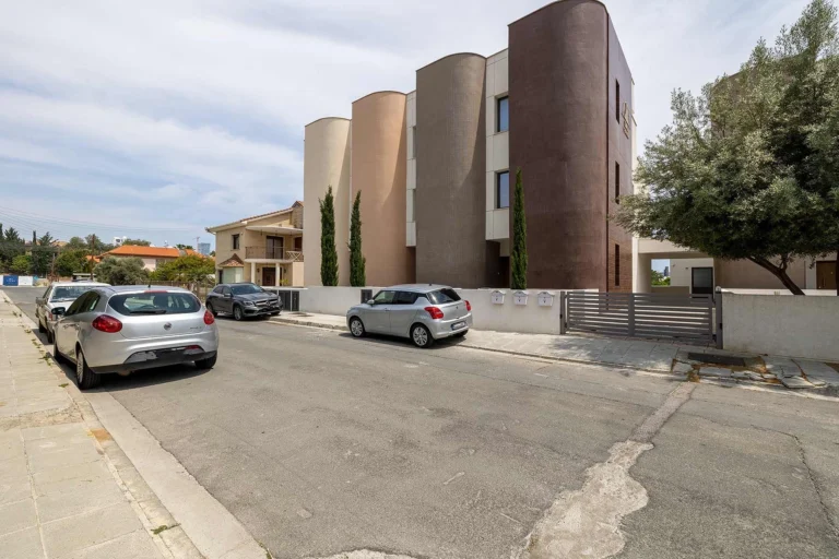 3 Bedroom House for Sale in Potamos Germasogeias, Limassol District