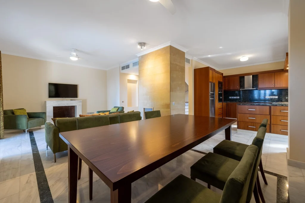 5 Bedroom House for Sale in Neo Chorio Pafou, Paphos District