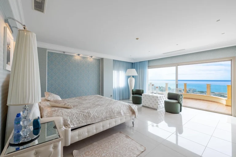 6+ Bedroom House for Sale in Pegeia, Paphos District