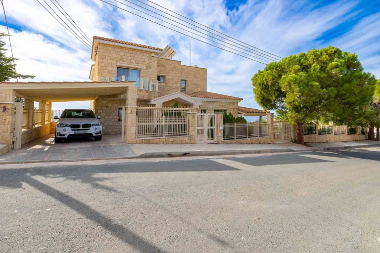 6+ Bedroom House for Sale in Pegeia, Paphos District