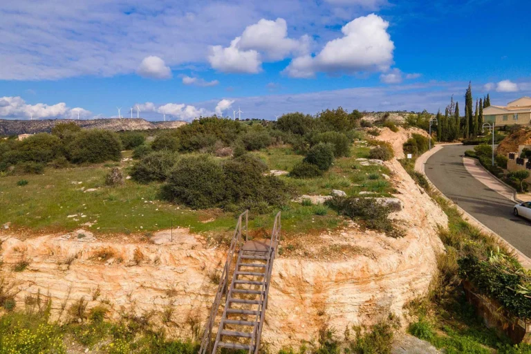 7,474m² Plot for Sale in Paphos District