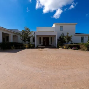 6+ Bedroom House for Sale in Anarita, Paphos District