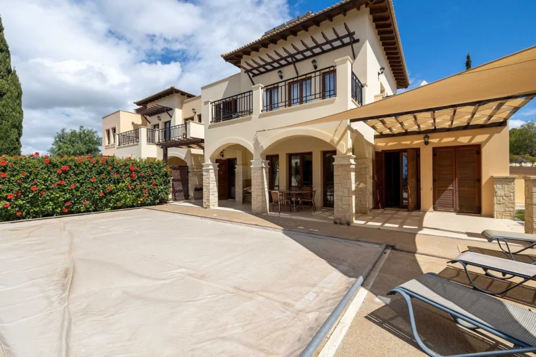 2 Bedroom Apartment for Sale in Paphos District