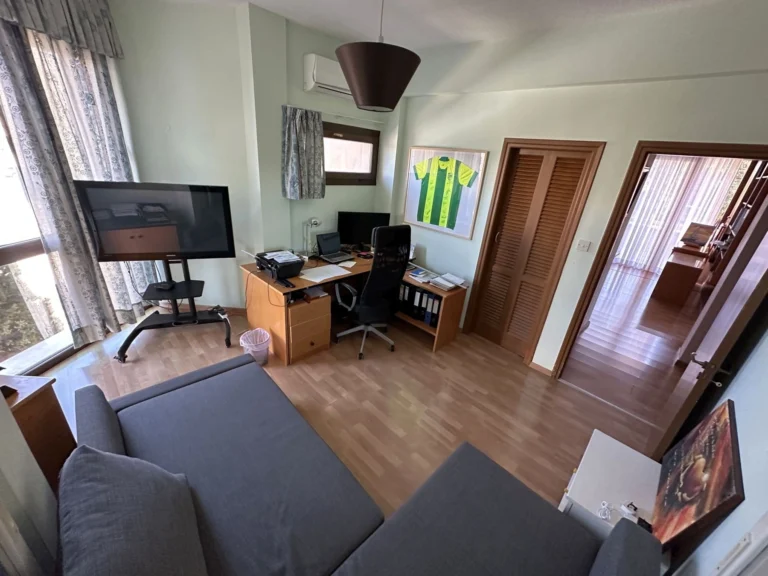 4 Bedroom House for Sale in Agios Nikolaos, Larnaca District