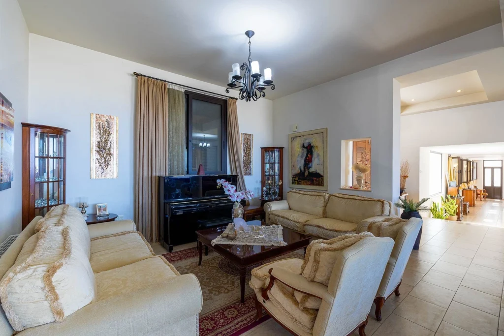 4 Bedroom House for Sale in Konia, Paphos District