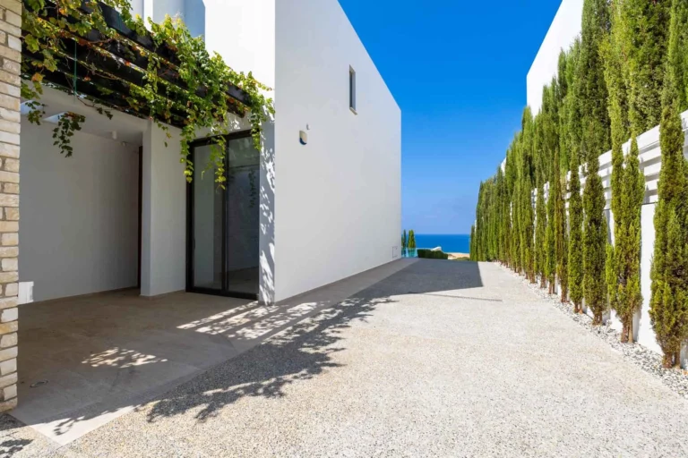 5 Bedroom House for Sale in Pegeia, Paphos District