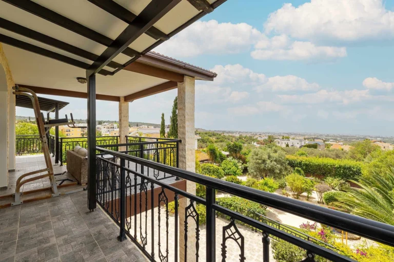 5 Bedroom House for Sale in Tala, Paphos District