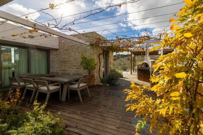 4 Bedroom House for Sale in Tsada, Paphos District