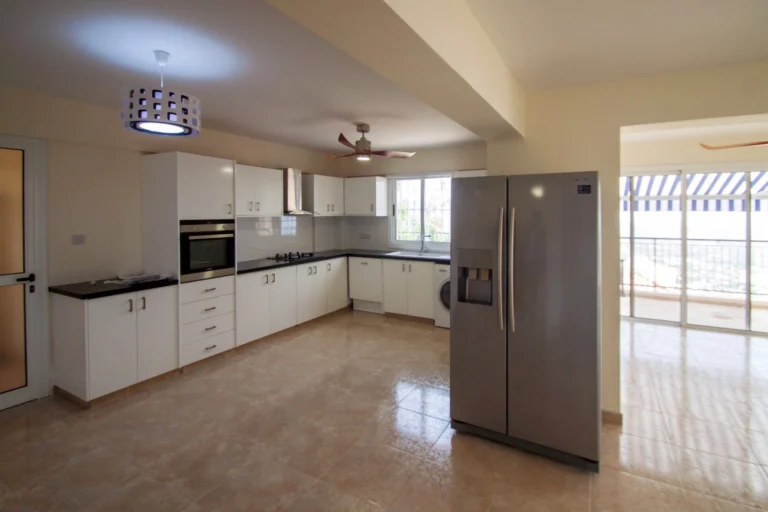 6+ Bedroom House for Sale in Pegeia, Paphos District