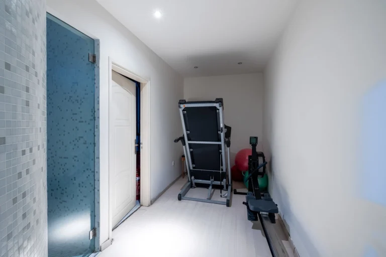 6+ Bedroom House for Sale in Limassol – Kapsalos