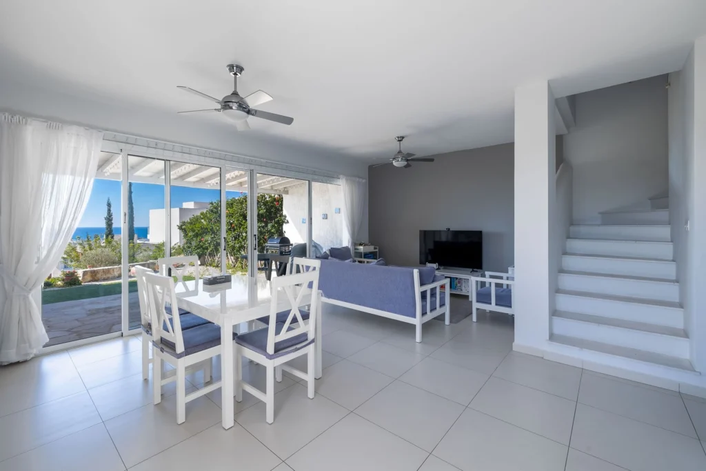 3 Bedroom House for Sale in Chlorakas, Paphos District