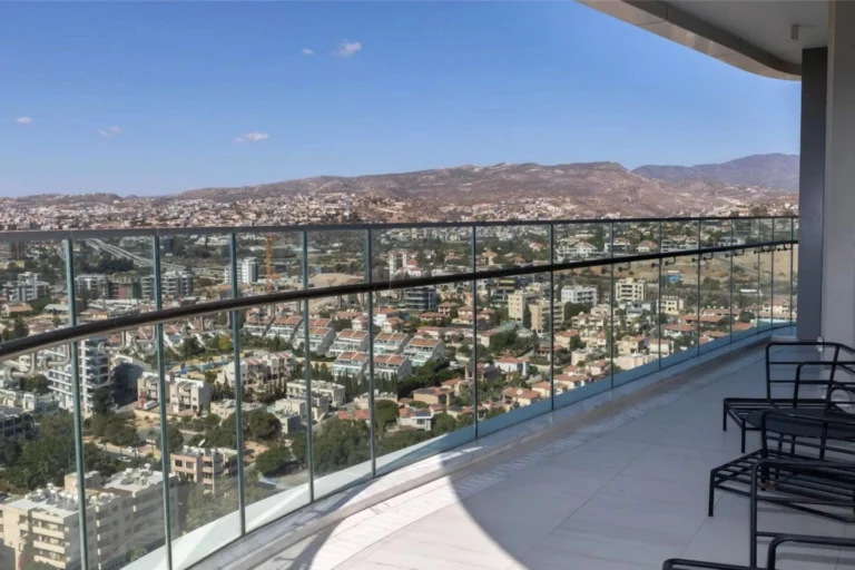 2 Bedroom Apartment for Sale in Germasogeia, Limassol District