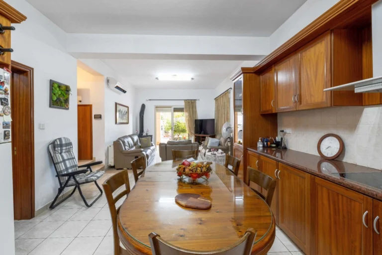 5 Bedroom House for Sale in Limassol – Agia Fyla