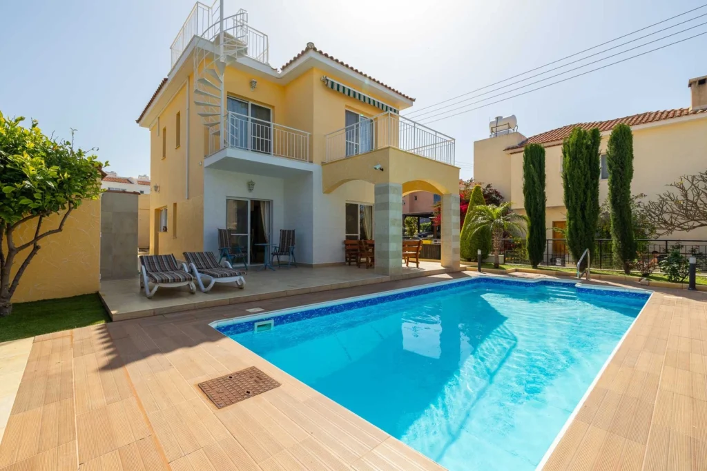 3 Bedroom House for Sale in Pegeia, Paphos District
