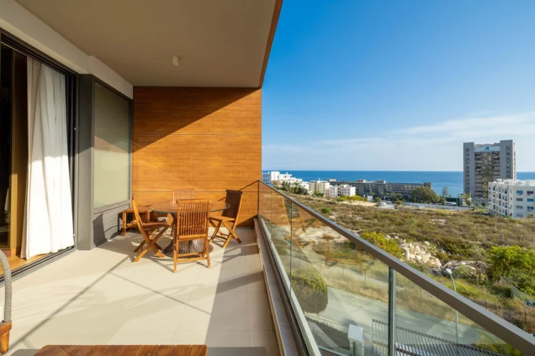 3 Bedroom Apartment for Sale in Agios Tychonas, Limassol District