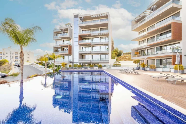 3 Bedroom Apartment for Sale in Agios Tychonas, Limassol District