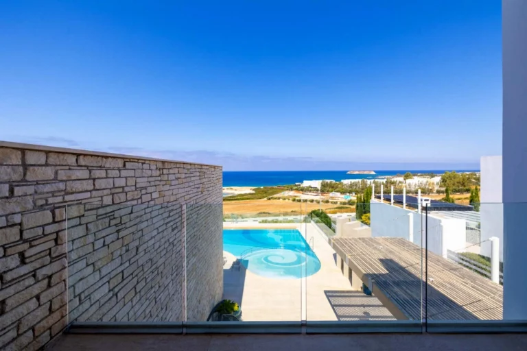 4 Bedroom House for Sale in Pegeia, Paphos District