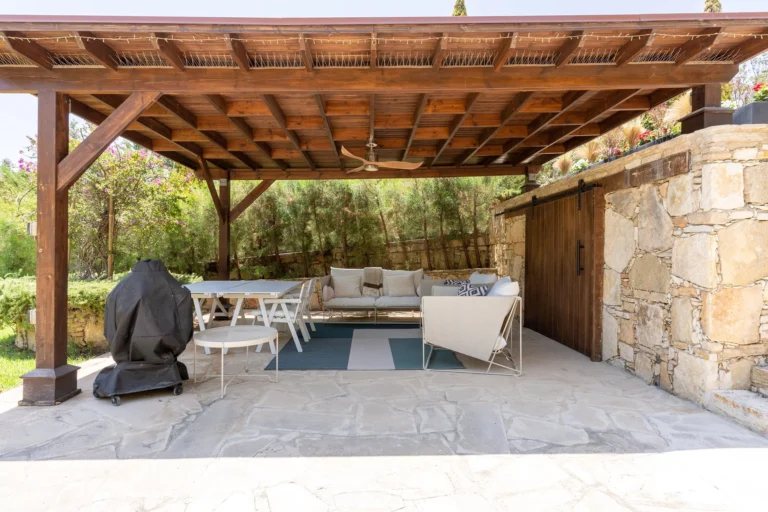 6+ Bedroom House for Sale in Souni, Limassol District