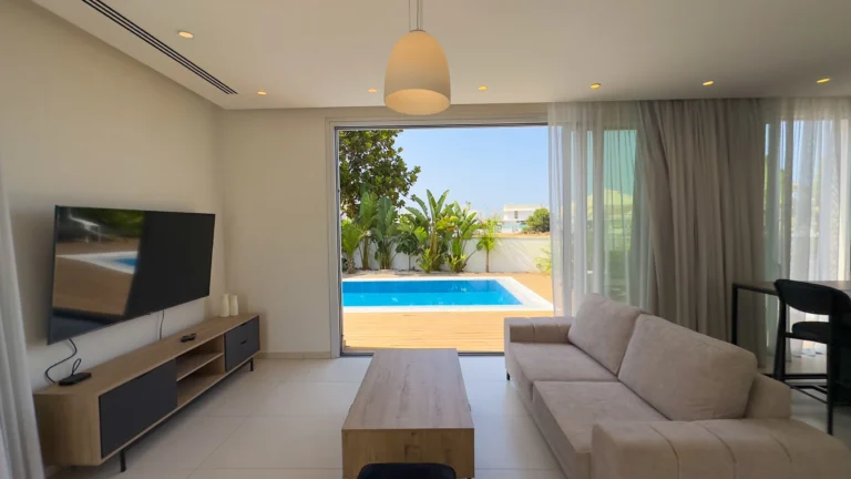 4 Bedroom House for Sale in Famagusta – Agia Napa