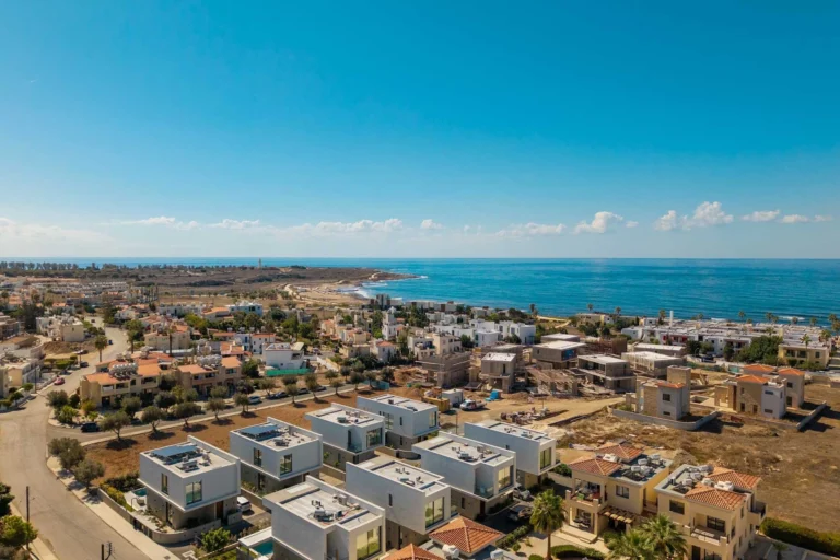 2 Bedroom House for Sale in Paphos – Agios Theodoros