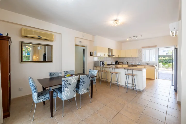 4 Bedroom House for Sale in Latchi (Lakki / Latsi), Paphos District