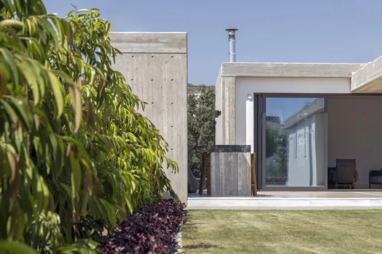 4 Bedroom House for Sale in Geroskipou, Paphos District