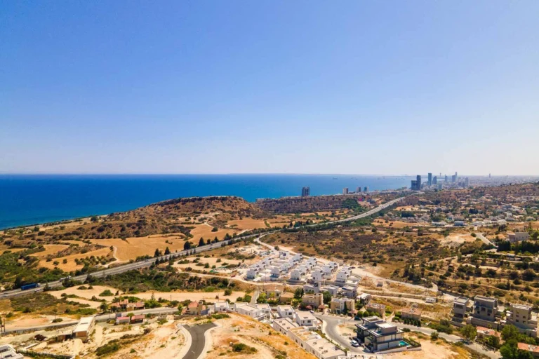 5 Bedroom House for Sale in Agios Tychonas, Limassol District