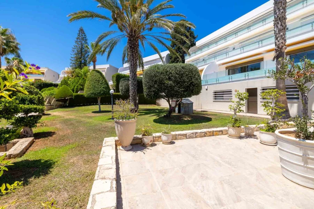 6+ Bedroom Apartment for Sale in Limassol District