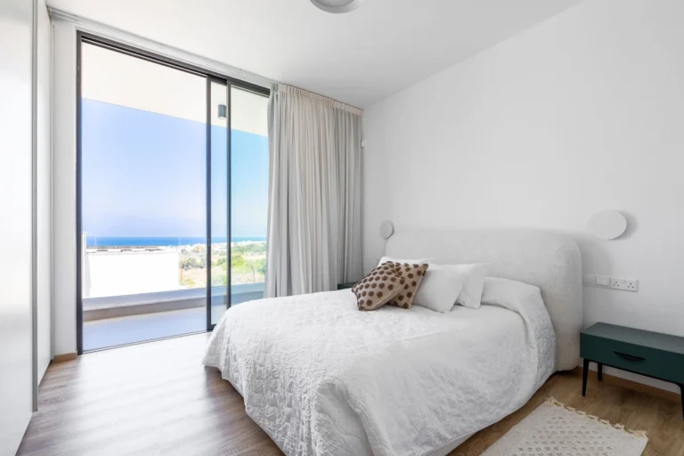 3 Bedroom House for Sale in Chlorakas, Paphos District