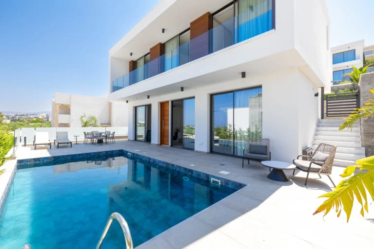 3 Bedroom House for Sale in Chlorakas, Paphos District