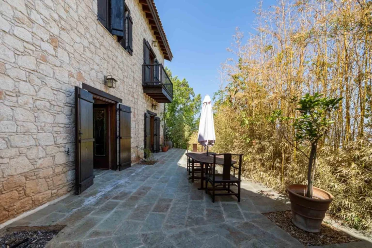 6+ Bedroom House for Sale in Kritou Tera, Paphos District