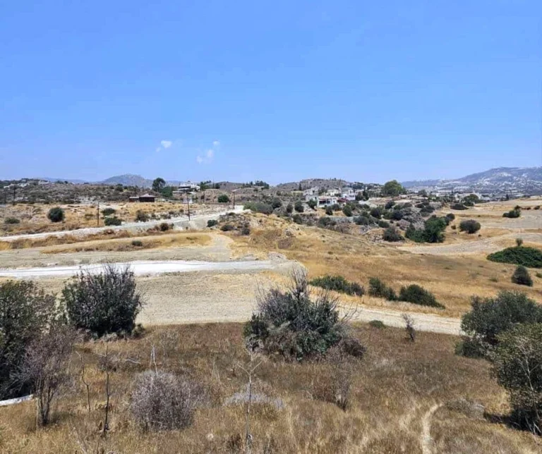 3,969m² Plot for Sale in Monagroulli, Limassol District