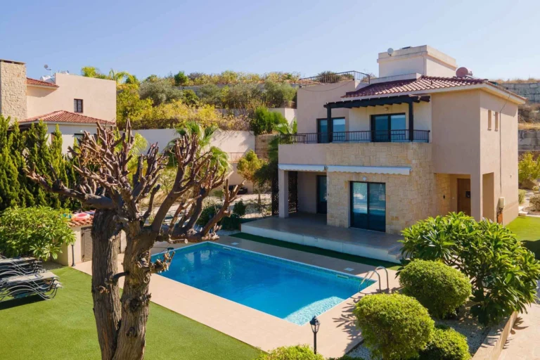 4 Bedroom House for Sale in Polis Chrysochous, Paphos District