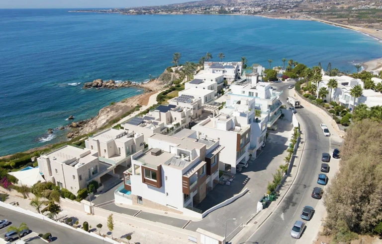 2 Bedroom Apartment for Sale in Kissonerga, Paphos District