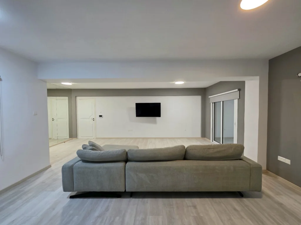 3 Bedroom Apartment for Sale in Limassol – Mesa Geitonia