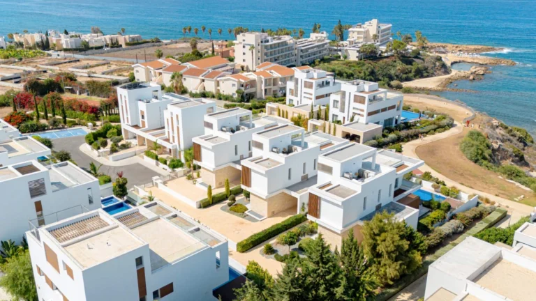 4 Bedroom House for Sale in Kissonerga, Paphos District