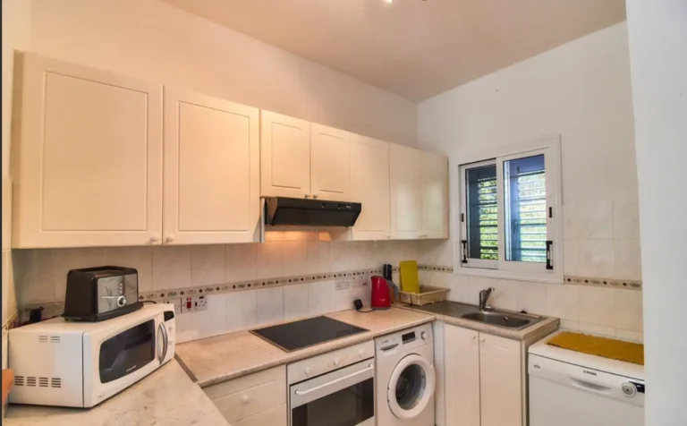 3 Bedroom House for Sale in Kato Paphos