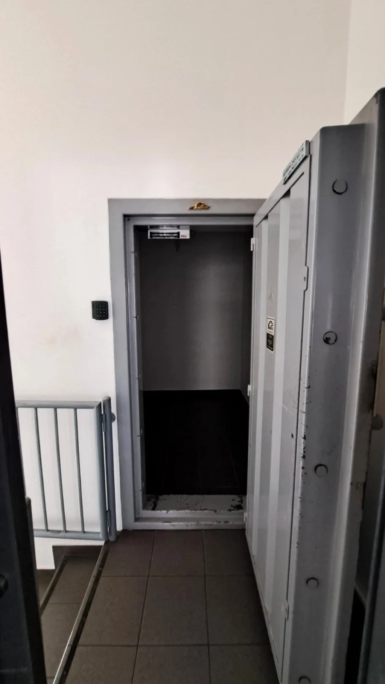 870m² Building for Rent in Agia Triada, Limassol District