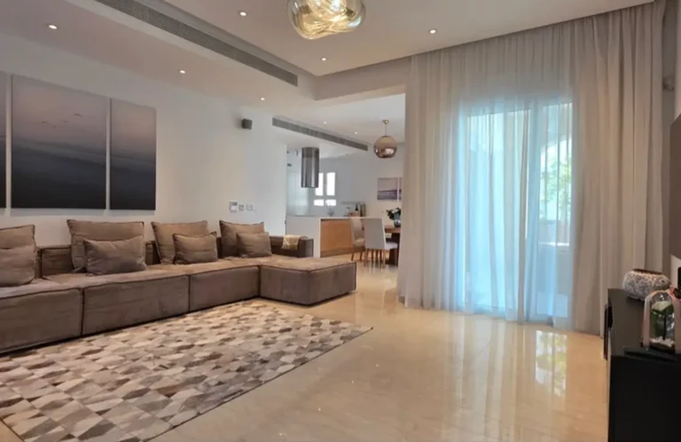 4 Bedroom House for Sale in Limassol – Marina