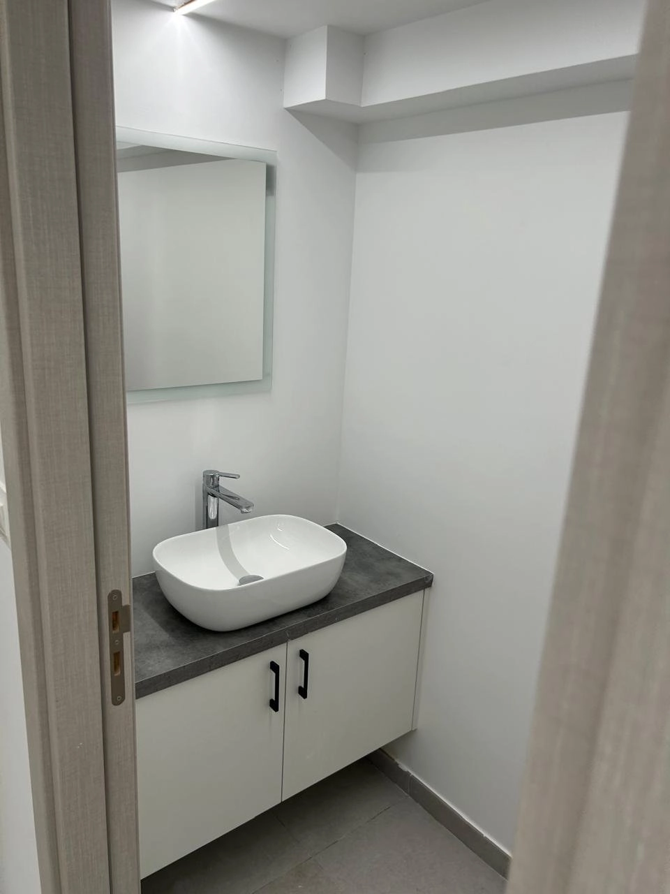 200m² Office for Rent in Limassol District