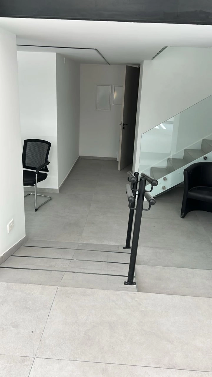 200m² Office for Rent in Limassol District