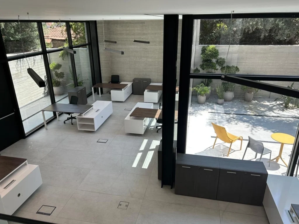 200m² Office for Rent in Limassol District