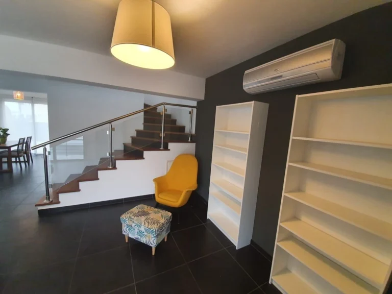 3 Bedroom House for Sale in Strovolos, Nicosia District