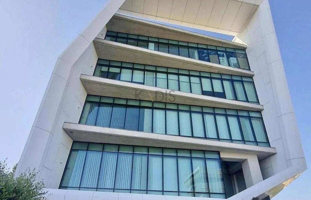 340m² Office for Rent in Limassol District